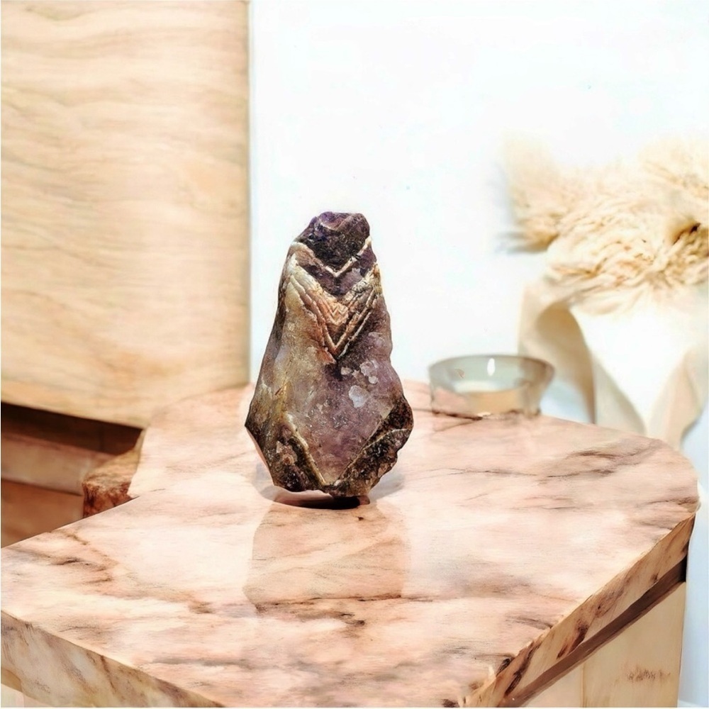 Natural Stone aurelite Canadian chevron super 23 Dream Amethyst Crystal - Picture 5 of 15